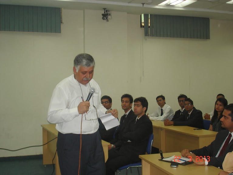 Rajiv Bajaj Addressing students at Amity University Noida